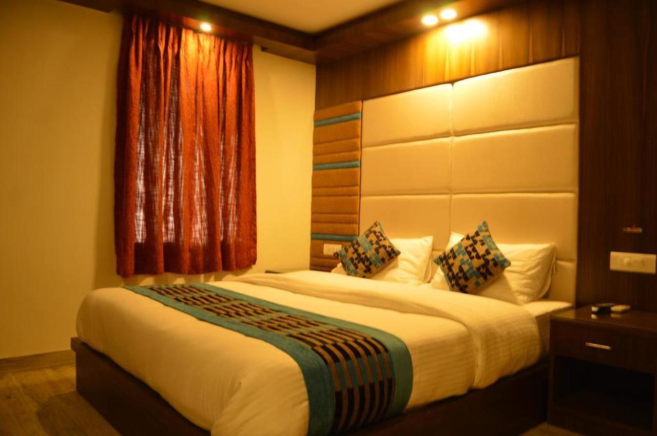 King Prince Palace Hotel Gorakhpur Εξωτερικό φωτογραφία